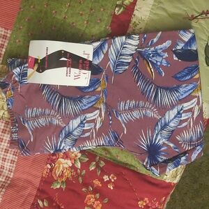 Women with Control Capri Leggings NWT
